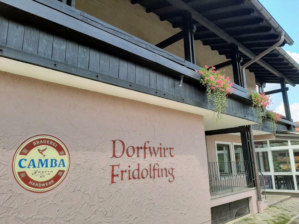 Dorfwirt Fridolfing酒店 外观 照片